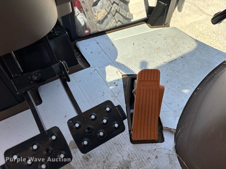 image for item EC3580 2024 Kioti HX1151 MFWD tractor