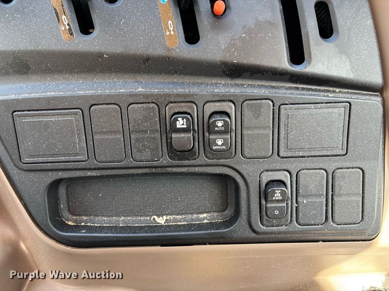 image for item EC3580 2024 Kioti HX1151 MFWD tractor