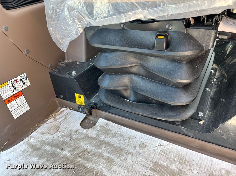 image for item EC3580 2024 Kioti HX1151 MFWD tractor