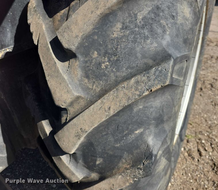 image for item EF3499 Case IH CX80A MFWD tractor