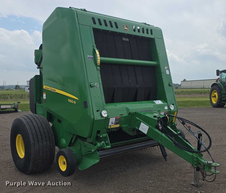 image for item EF3517 2020 John Deere 560R Premium round baler