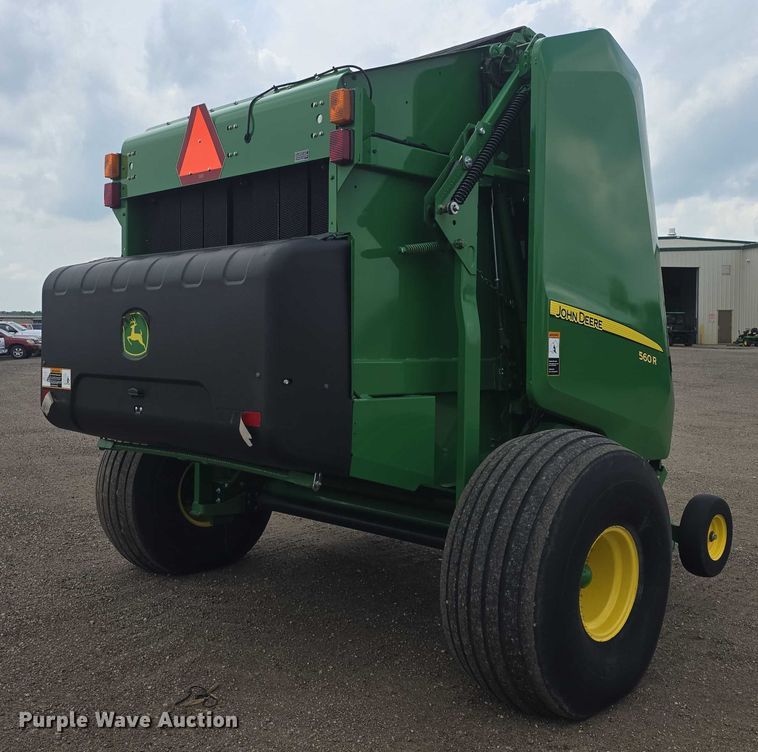 image for item EF3517 2020 John Deere 560R Premium round baler