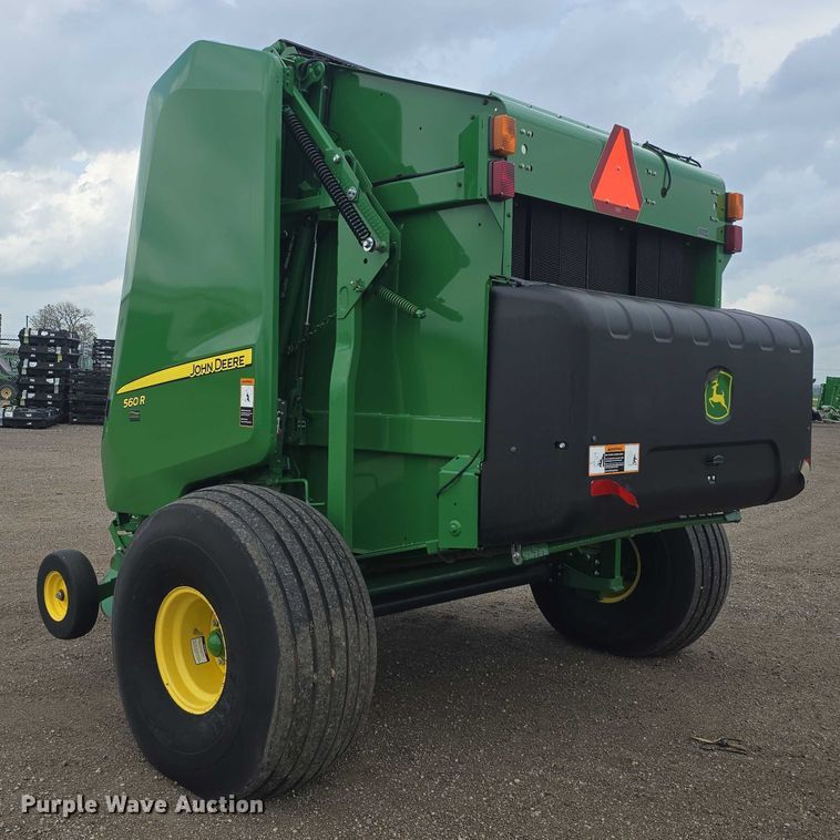 image for item EF3517 2020 John Deere 560R Premium round baler