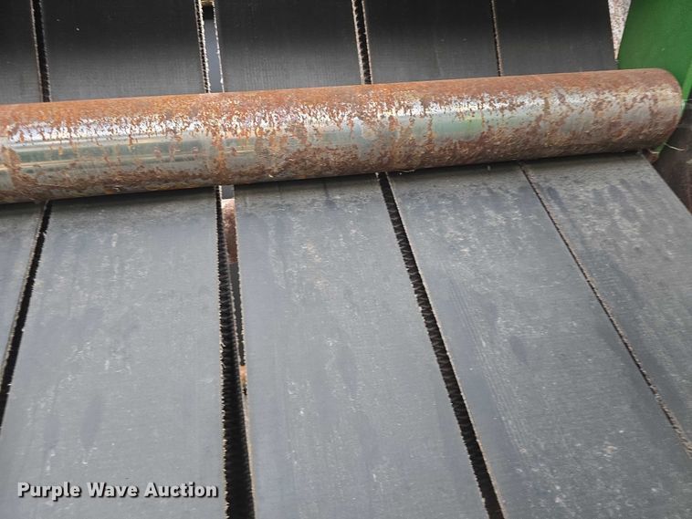 image for item EF3517 2020 John Deere 560R Premium round baler