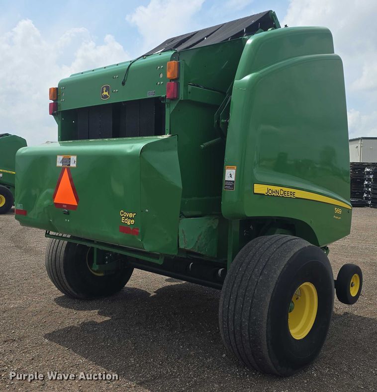 image for item EF3518 2014 John Deere 569 Premium round baler
