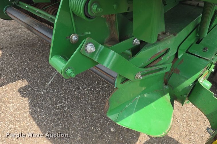 image for item EF3518 2014 John Deere 569 Premium round baler