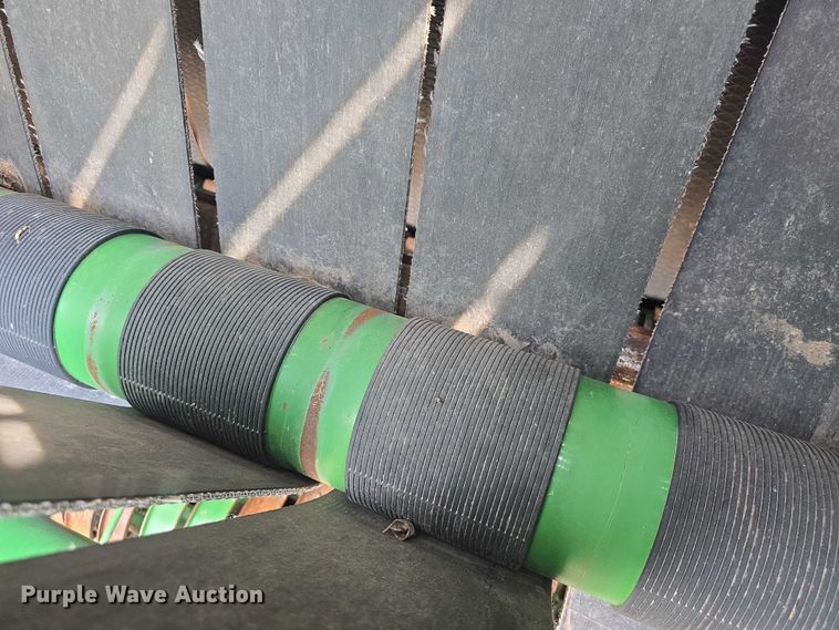 image for item EF3518 2014 John Deere 569 Premium round baler