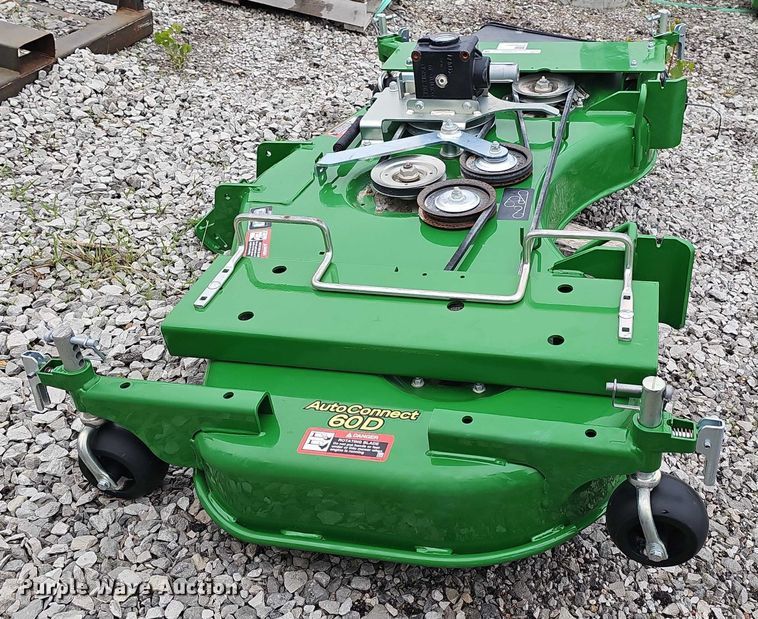 image for item EH8985 2021 John Deere AutoConnect 60D mower deck