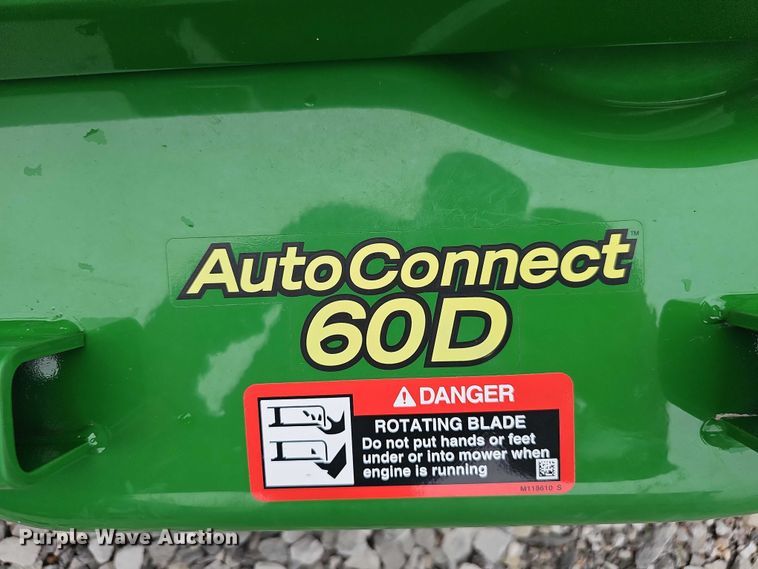 image for item EH8985 2021 John Deere AutoConnect 60D mower deck