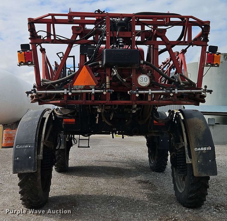 image for item EJ0028 2011 Case Patriot 4420 sprayer