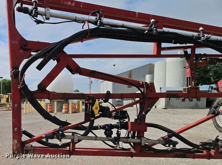 image for item EJ0028 2011 Case Patriot 4420 sprayer