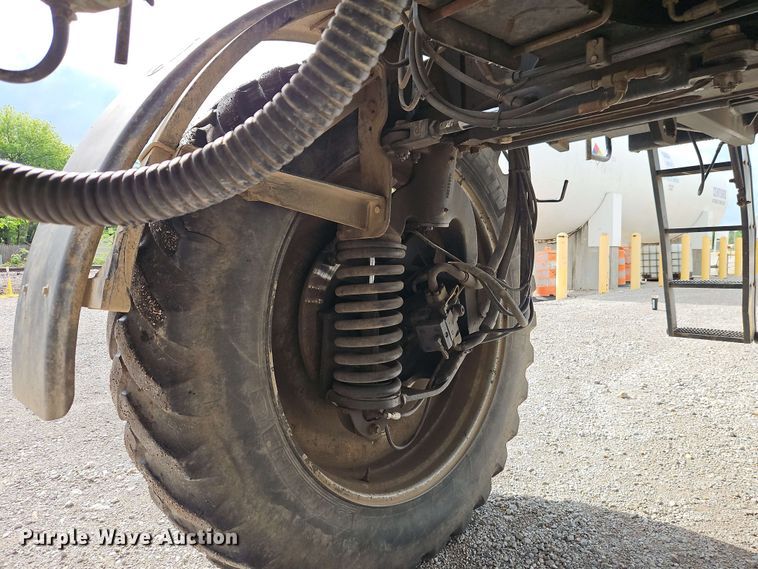 image for item EJ0028 2011 Case Patriot 4420 sprayer