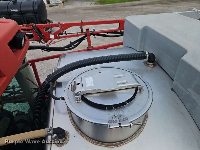 image for item EJ0028 2011 Case Patriot 4420 sprayer