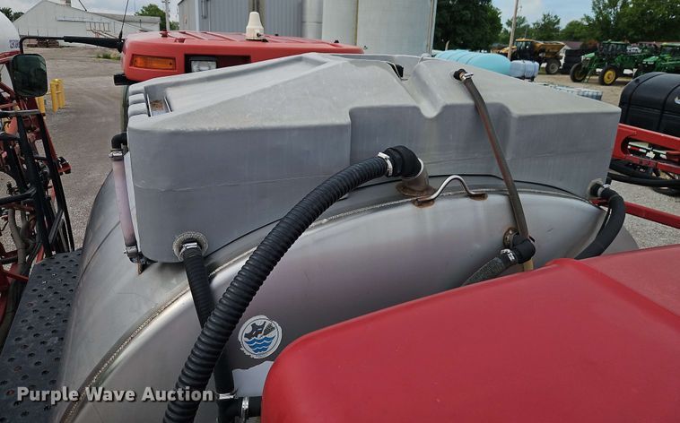 image for item EJ0028 2011 Case Patriot 4420 sprayer