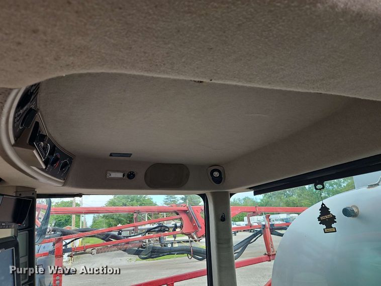 image for item EJ0028 2011 Case Patriot 4420 sprayer