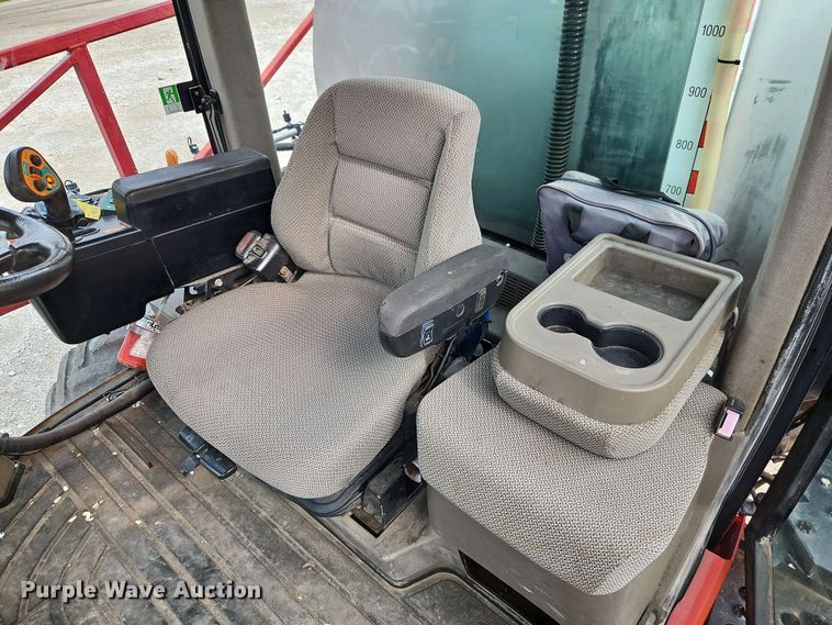 image for item EJ0028 2011 Case Patriot 4420 sprayer