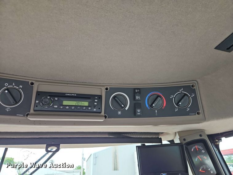 image for item EJ0028 2011 Case Patriot 4420 sprayer