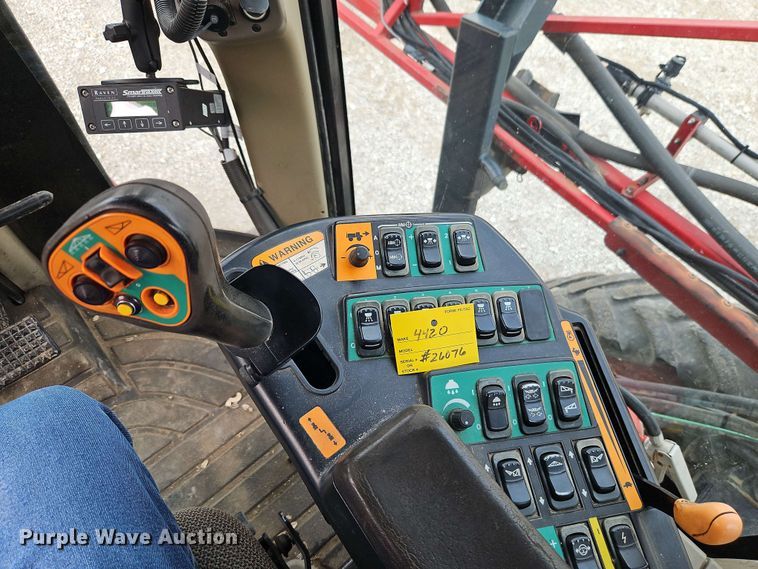 image for item EJ0028 2011 Case Patriot 4420 sprayer