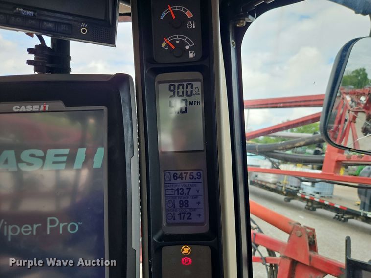 image for item EJ0028 2011 Case Patriot 4420 sprayer