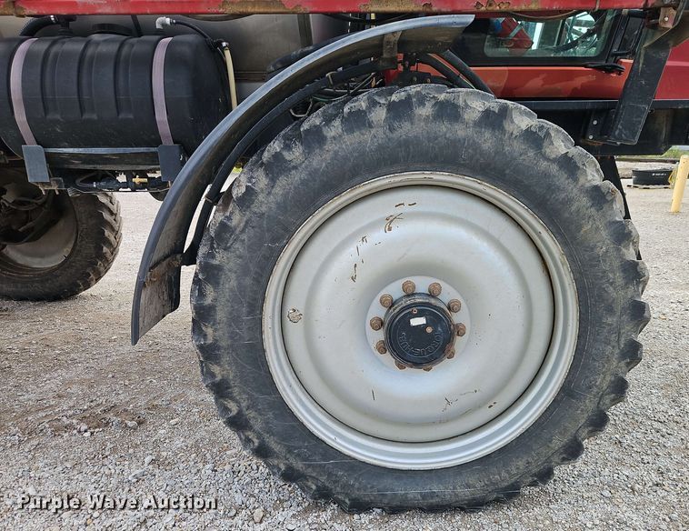 image for item EJ0028 2011 Case Patriot 4420 sprayer