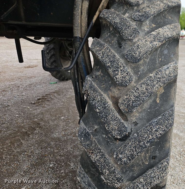 image for item EJ0028 2011 Case Patriot 4420 sprayer