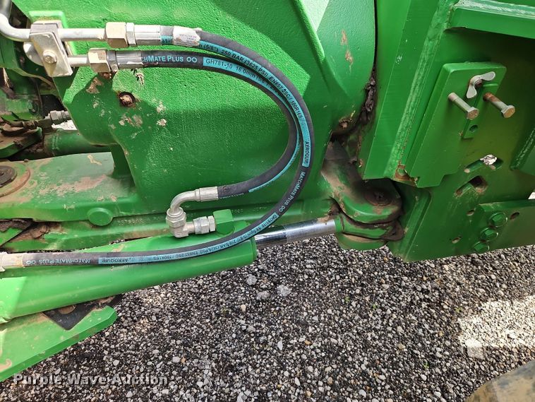 image for item EJ0030 2003 John Deere 9430 4WD tractor