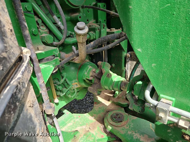 image for item EJ0030 2003 John Deere 9430 4WD tractor