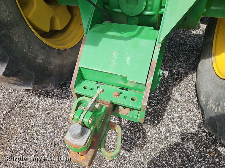 image for item EJ0030 2003 John Deere 9430 4WD tractor