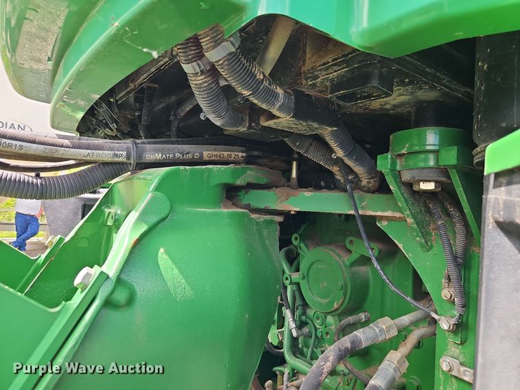 image for item EJ0030 2003 John Deere 9430 4WD tractor