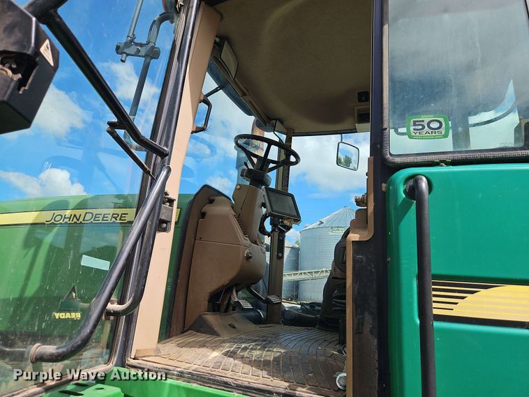 image for item EJ0030 2003 John Deere 9430 4WD tractor