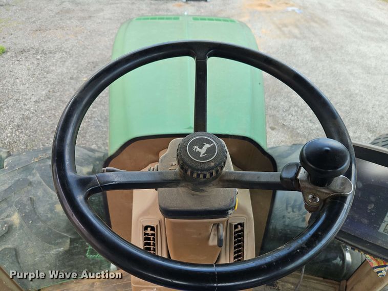 image for item EJ0030 2003 John Deere 9430 4WD tractor