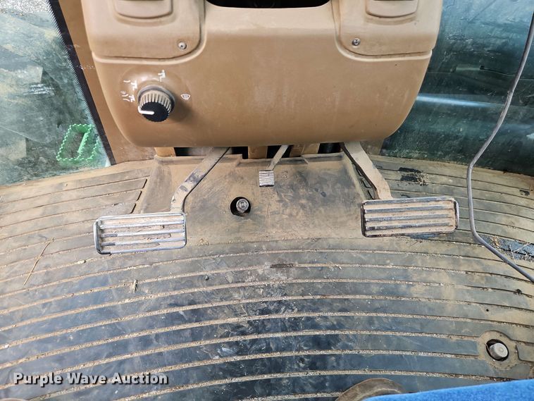 image for item EJ0030 2003 John Deere 9430 4WD tractor