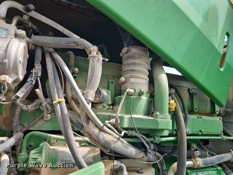 image for item EJ0030 2003 John Deere 9430 4WD tractor