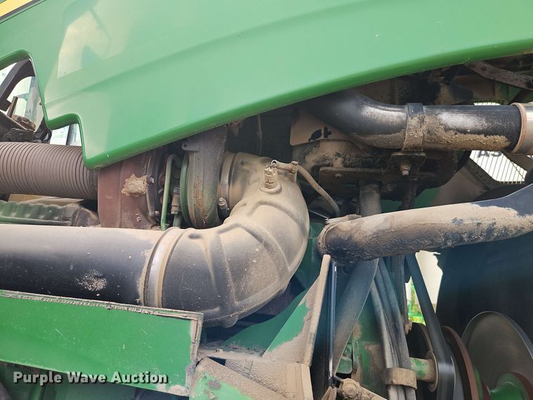 image for item EJ0030 2003 John Deere 9430 4WD tractor