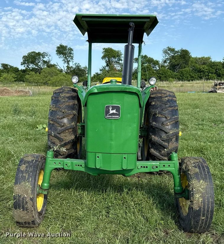 image for item EJ3696 1975 John Deere 2030 tractor