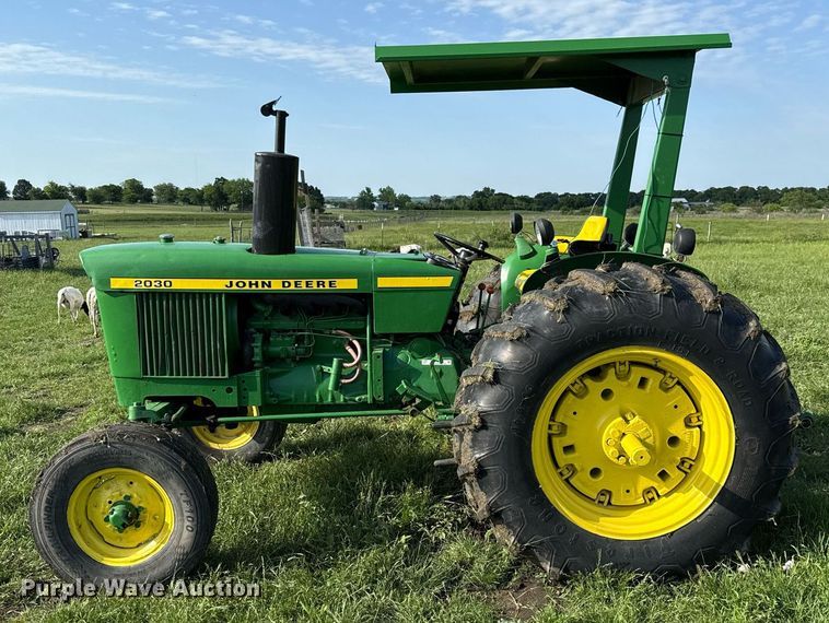 image for item EJ3696 1975 John Deere 2030 tractor