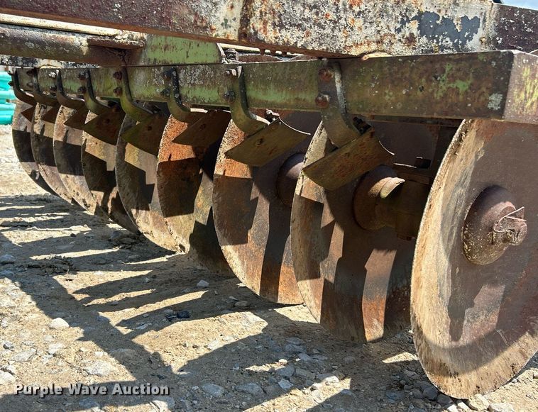 image for item EK8053 John Deere 6XH-03 off-set disk