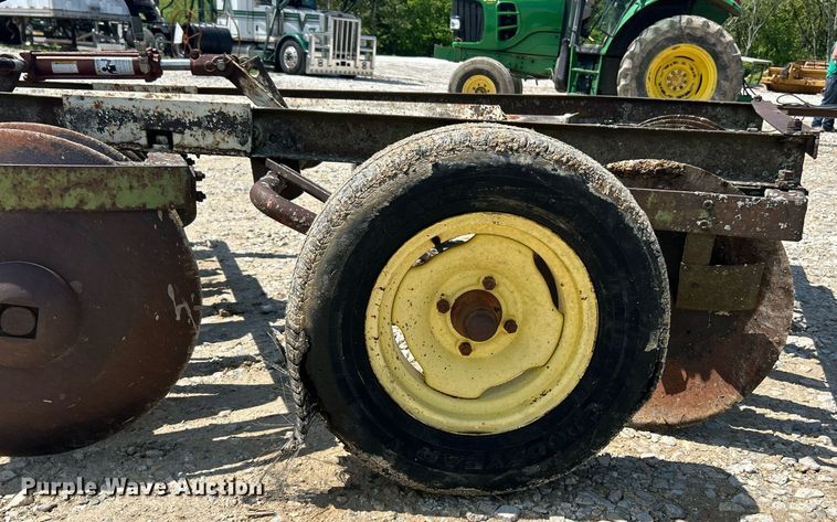 image for item EK8053 John Deere 6XH-03 off-set disk