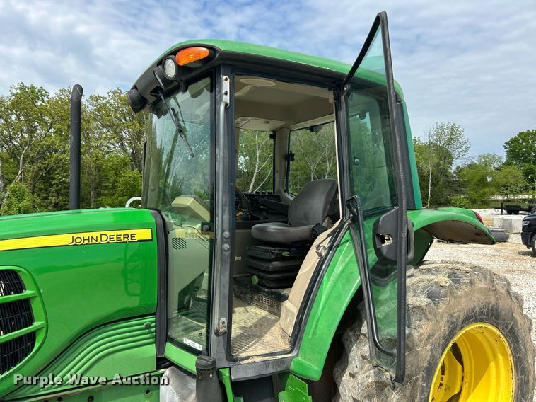 image for item EK8055 2009 John Deere 6420 tractor