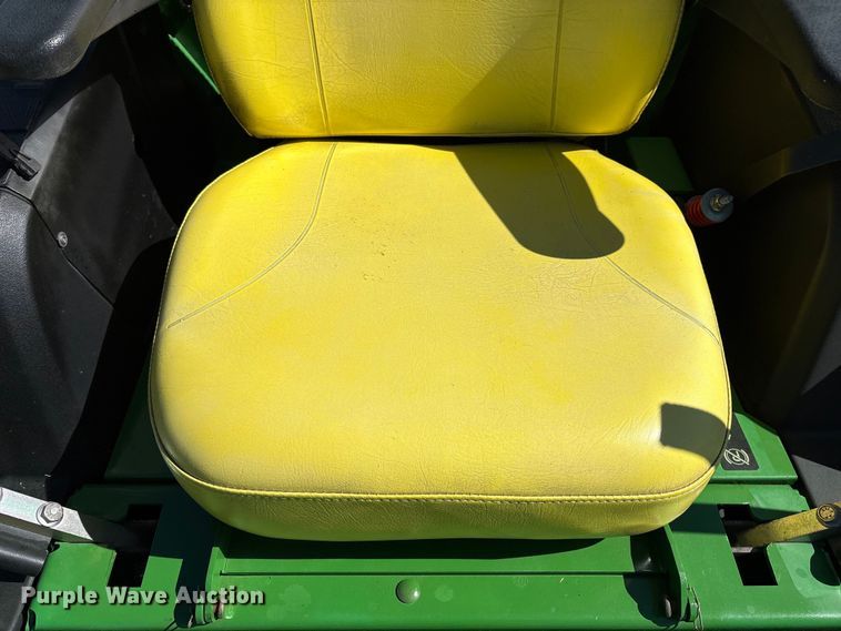 image for item EL2087 2010 John Deere 997 ZTR lawn mower