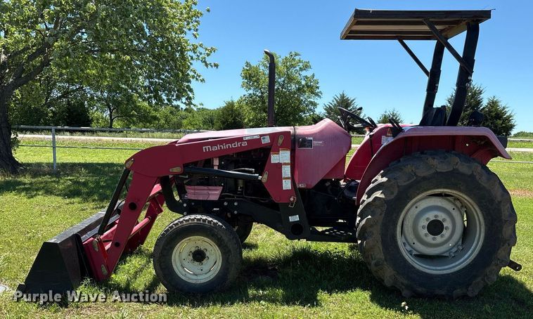 image for item EL2089 2017 Mahindra 5570 tractor