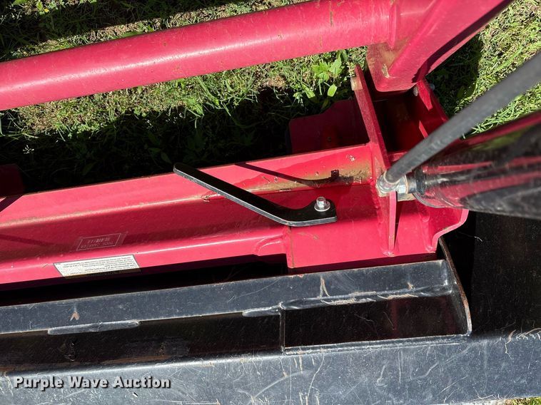 image for item EL2089 2017 Mahindra 5570 tractor