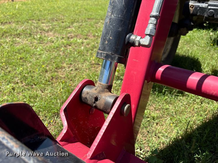 image for item EL2089 2017 Mahindra 5570 tractor