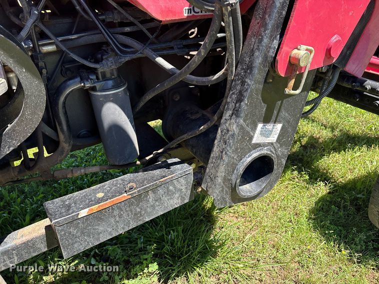 image for item EL2089 2017 Mahindra 5570 tractor