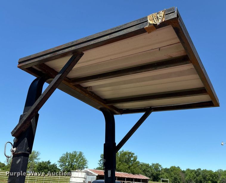 image for item EL2089 2017 Mahindra 5570 tractor