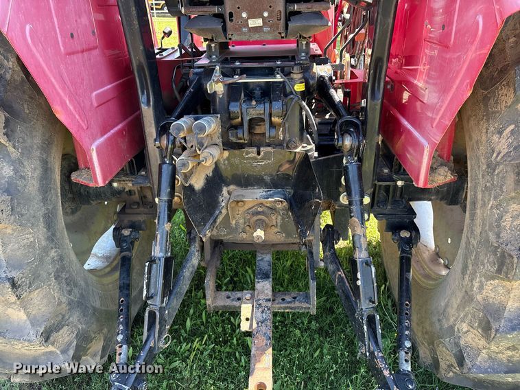 image for item EL2089 2017 Mahindra 5570 tractor