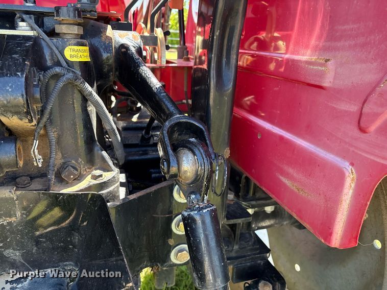 image for item EL2089 2017 Mahindra 5570 tractor