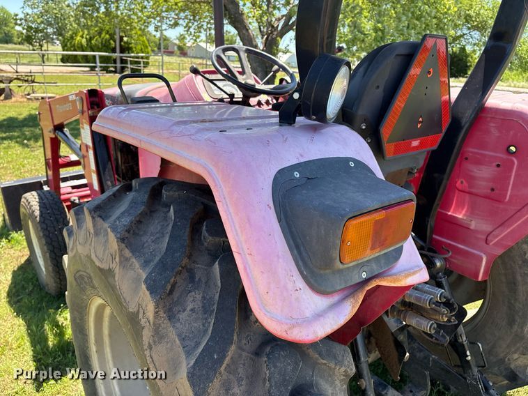 image for item EL2089 2017 Mahindra 5570 tractor