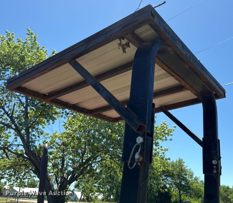 image for item EL2089 2017 Mahindra 5570 tractor