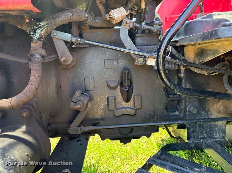 image for item EL2089 2017 Mahindra 5570 tractor